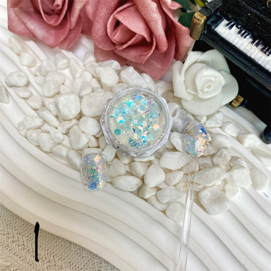 Chunky Glitter Nail Accents: Elevate your manicure with these eye-catching chunky glitter accents.