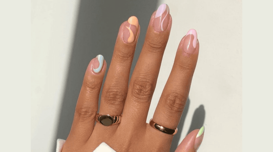 Abstract minimalist pastel coloured nails
