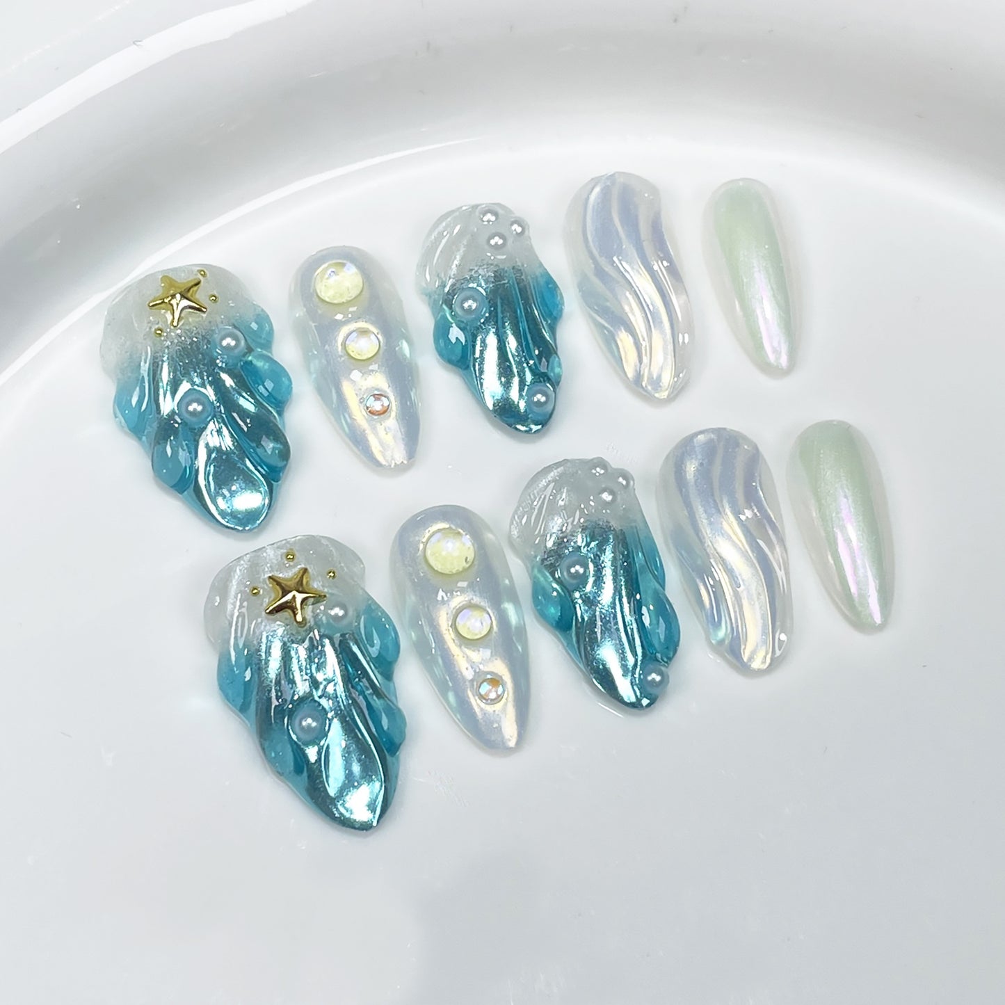 Ocean-Inspired Iridescent Press-On Nails | Starfish and 3D Pearl