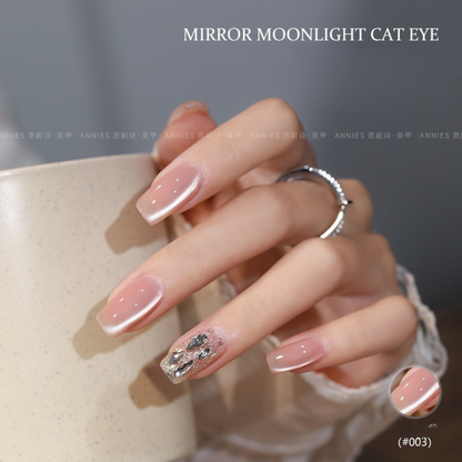 Luminous Moonlight Cat Eye Gel Polish