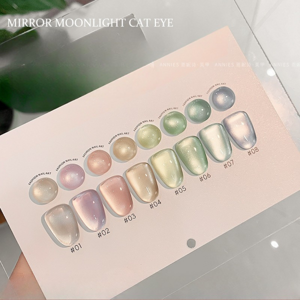 Luminous Moonlight Cat Eye Gel Polish