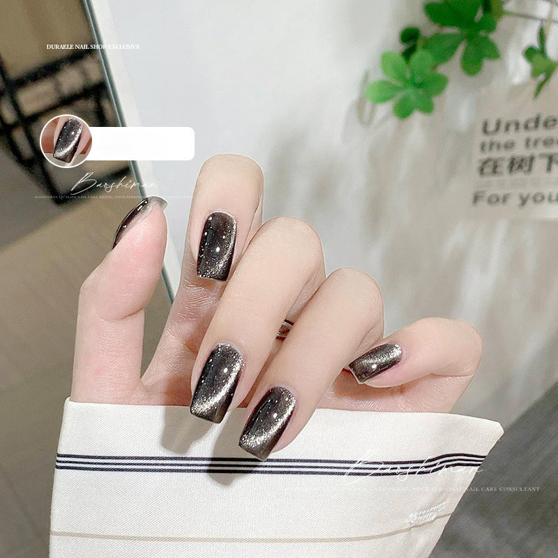 Cat eye gel polish 01 Black Bean for creating bold and dramatic nail art with a deep black bean cat eye effect, adding intensity and depth