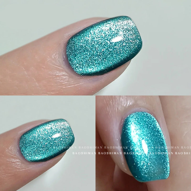 Cat eye nail polish Melbourne for elegant and luxurious nail art with a sophisticated Melbourne cat eye effect, adding a touch of glamour and refinement