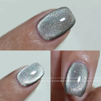 Cat eye nail polish Catch the Moon for stunning and reflective nail designs with a shimmering moonlit cat eye effect, perfect for a magical and enchanting look